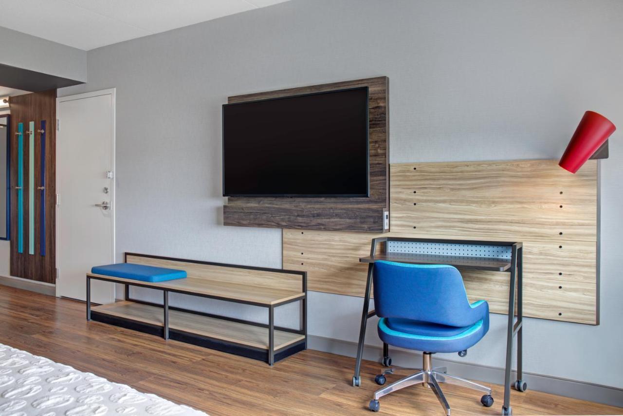 Tru By Hilton Toronto Airport West Hotel
